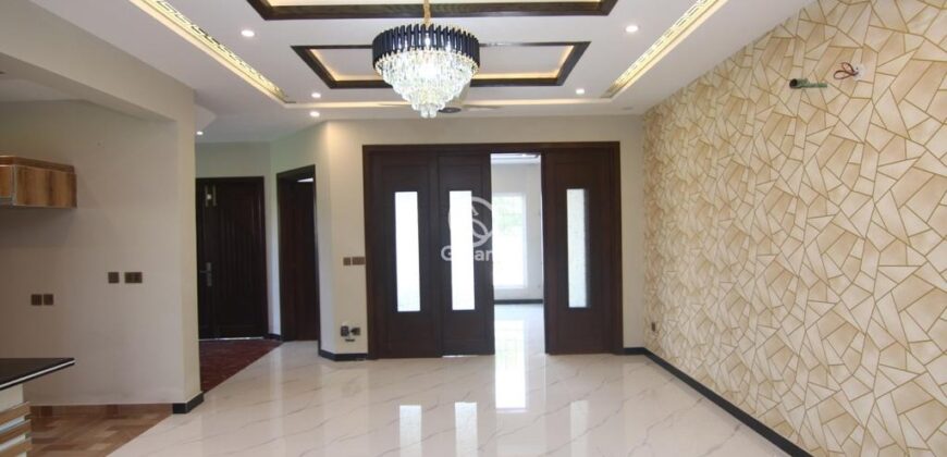 Stunning Designer 10 Marla House For Sale in Bahria Phase 8 Rawalpindi E Sector