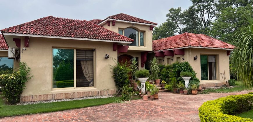Islamabad Chak Shahzad 12 kanal 4 Beds Farmhouse  Furnished is available for rent at 12 Lac/PM